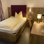 Cafe Wahlde Restaurant Отель