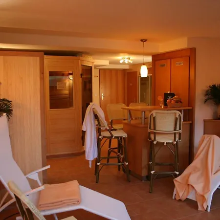 Hotel Café Wahlde Restaurant 3*