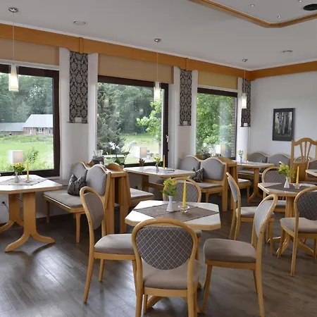 Hotel Café Wahlde Restaurant 3*